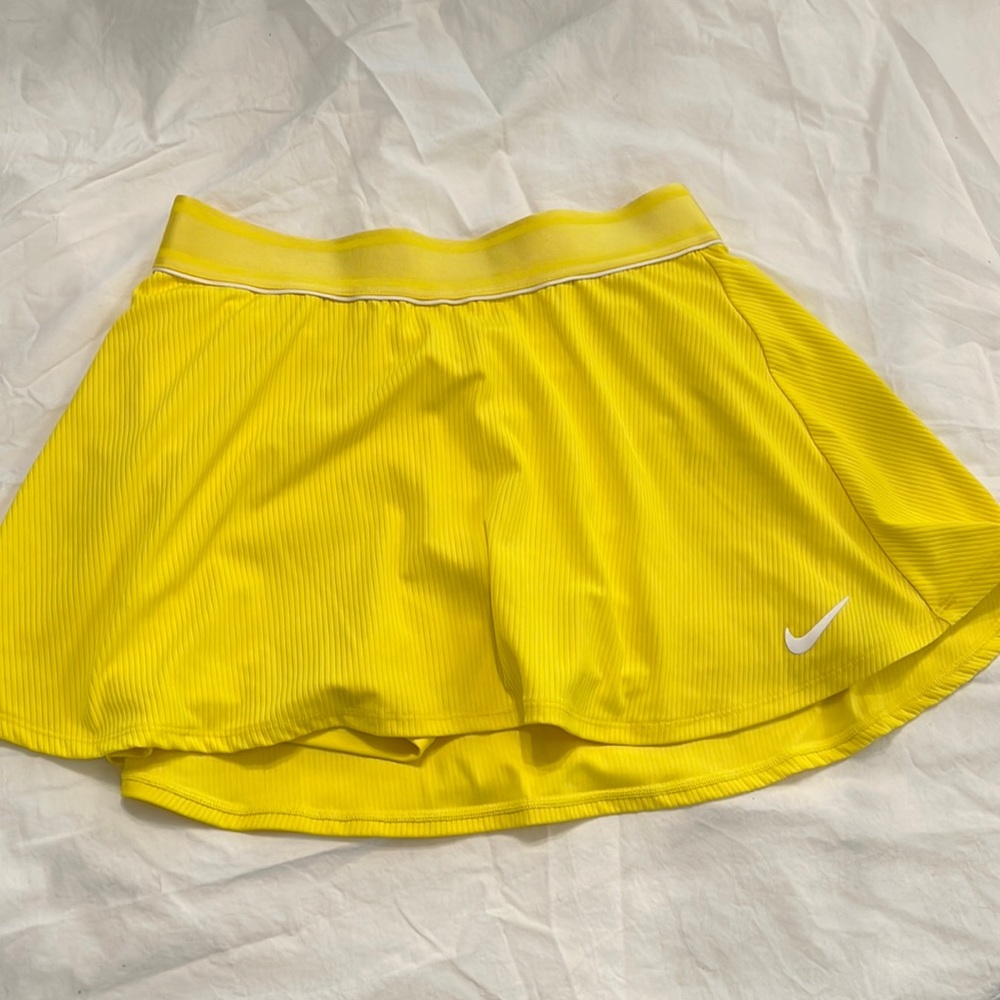 COPY - Nike lemon yellow tennis skirt size small
